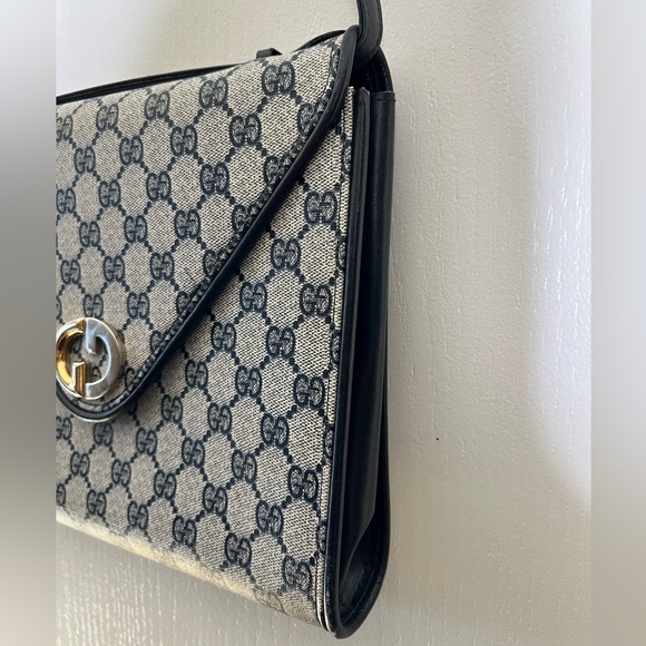 Vintage Gucci Shoulder Bag - Picture 7 of 16